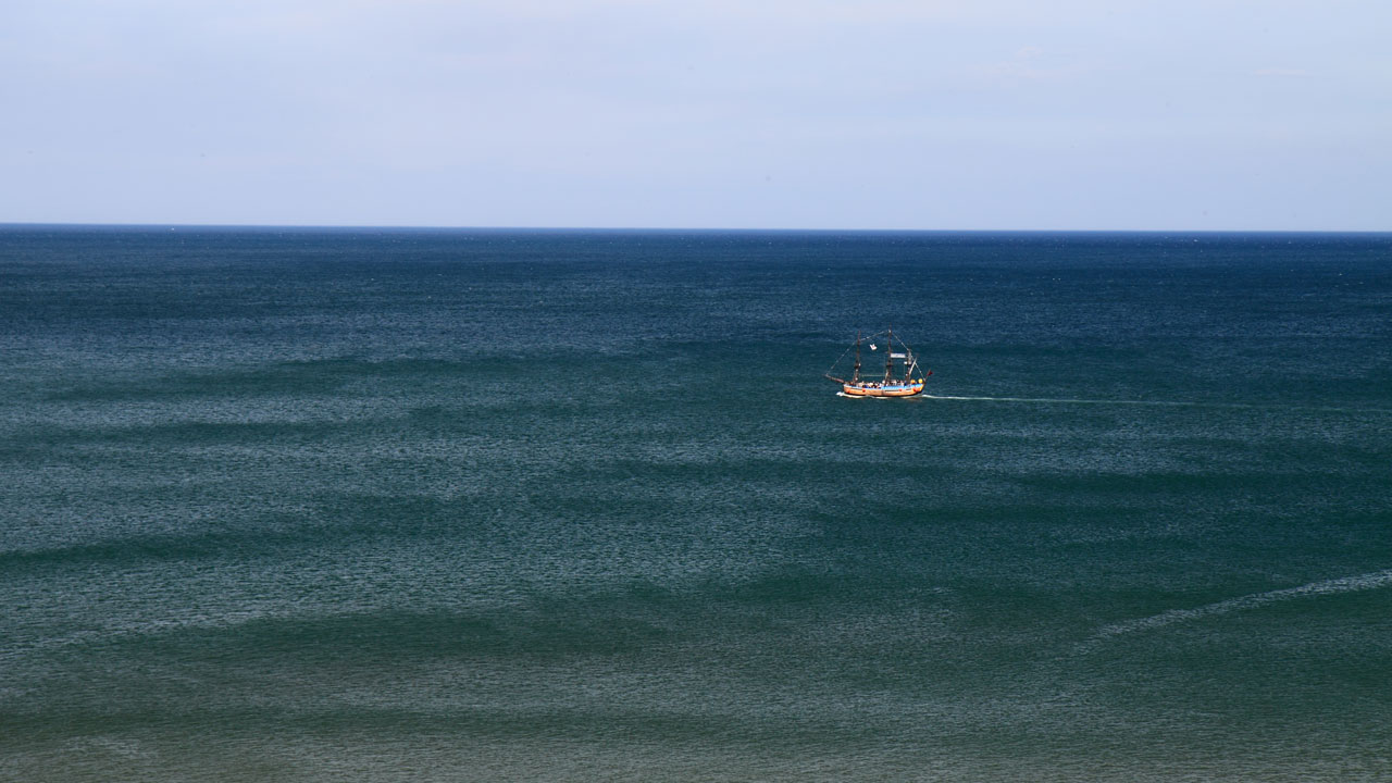 background blue boat free photo