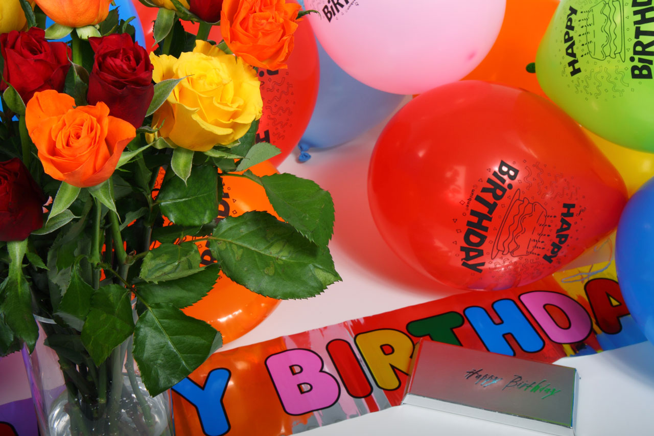 birthday balloons bouquet free photo