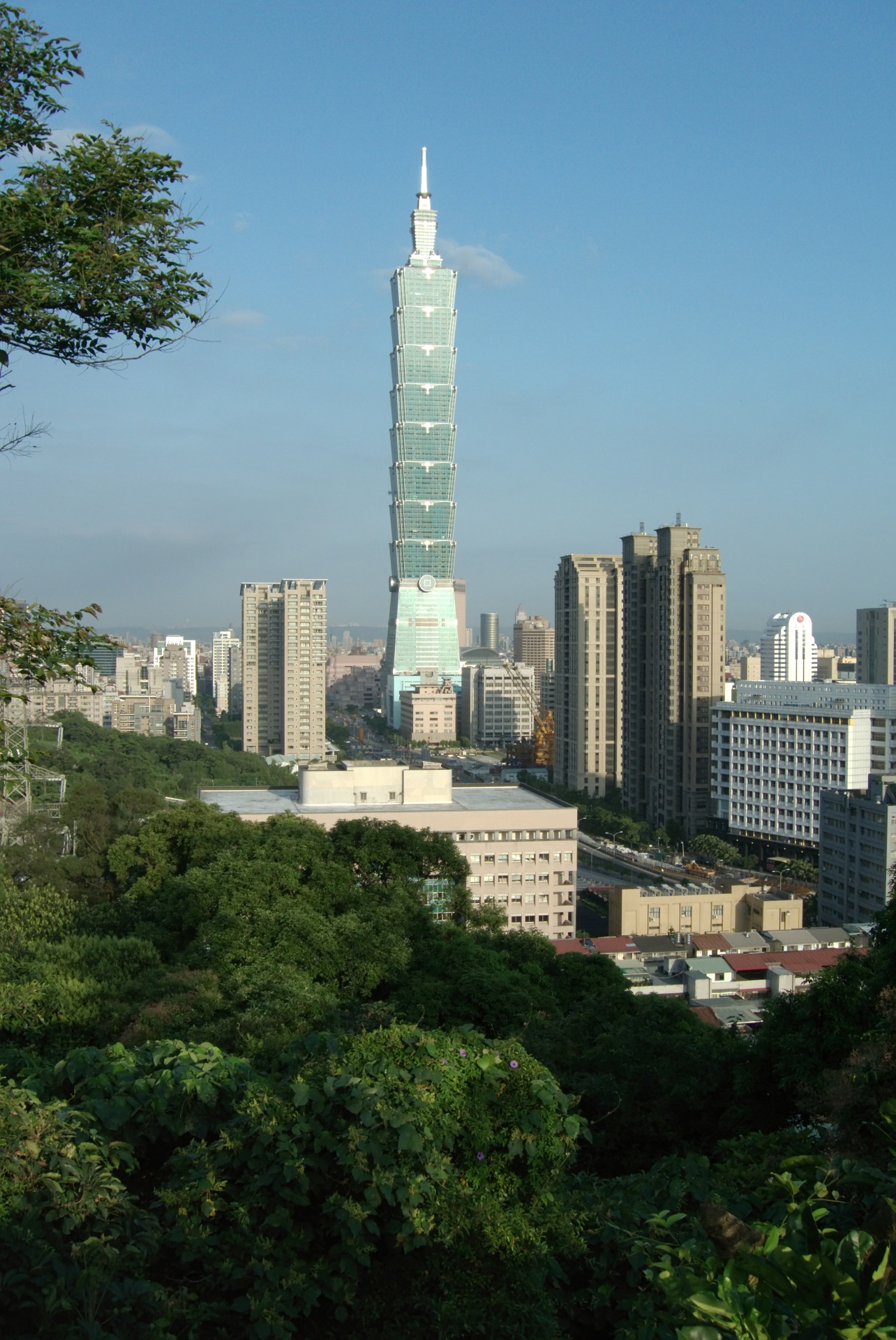 taipei 101 elephant hill xinyi district free photo