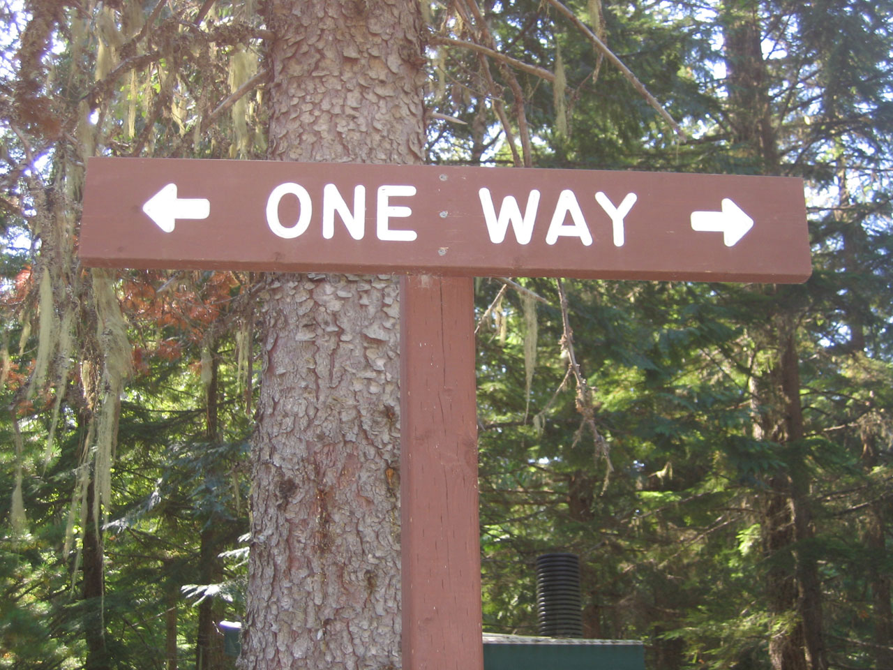one way sign free photo