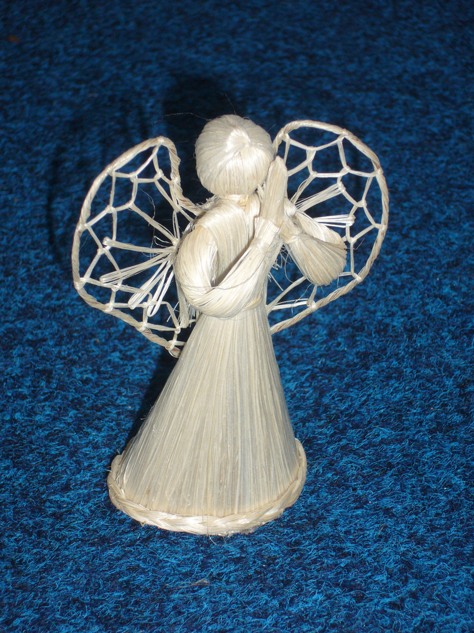 angel straw blue free photo