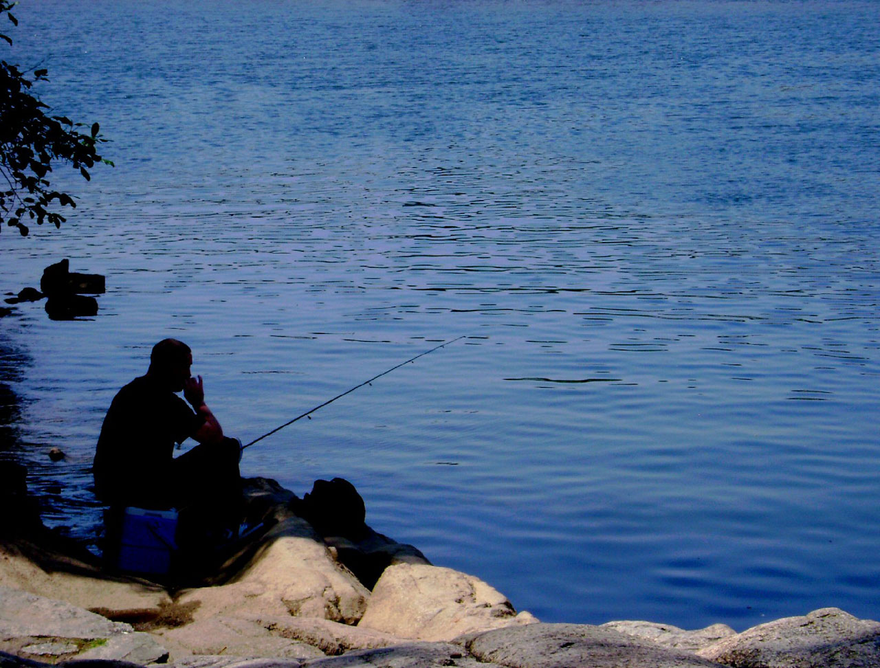 fisherman lake fisherman 1 free photo