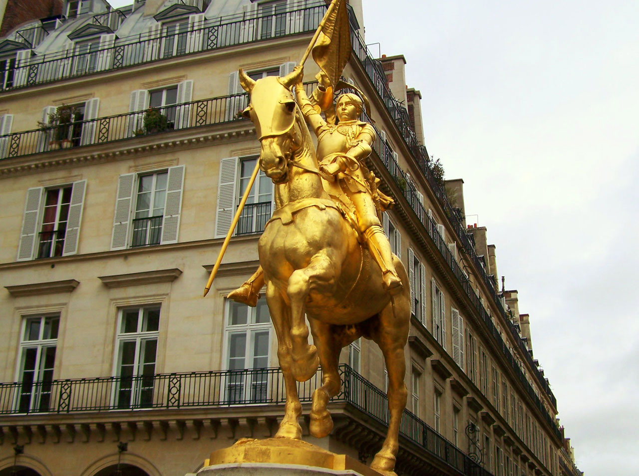 paris statue saint free photo