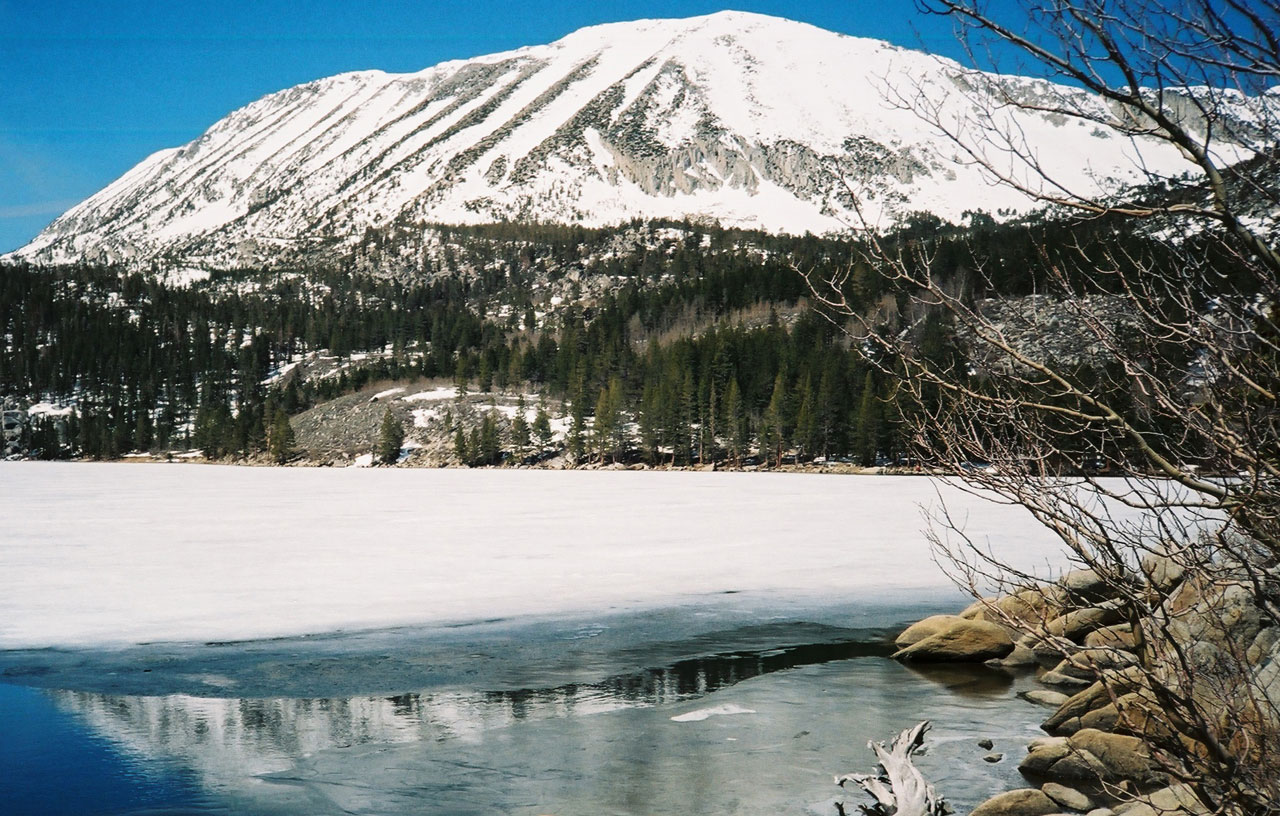 lake ice eastern free photo