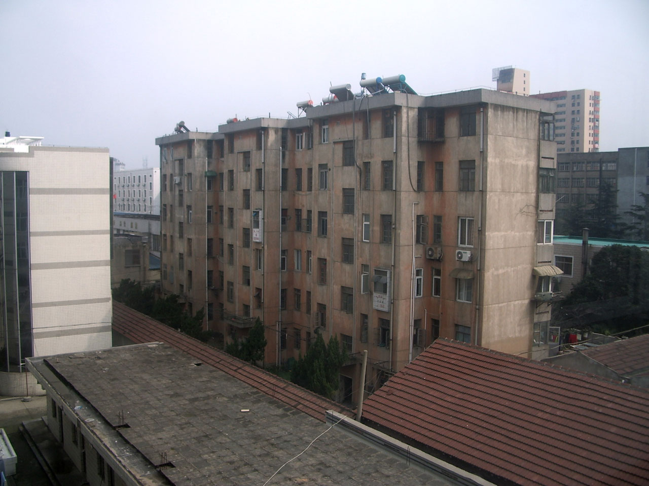 building roof sky free photo