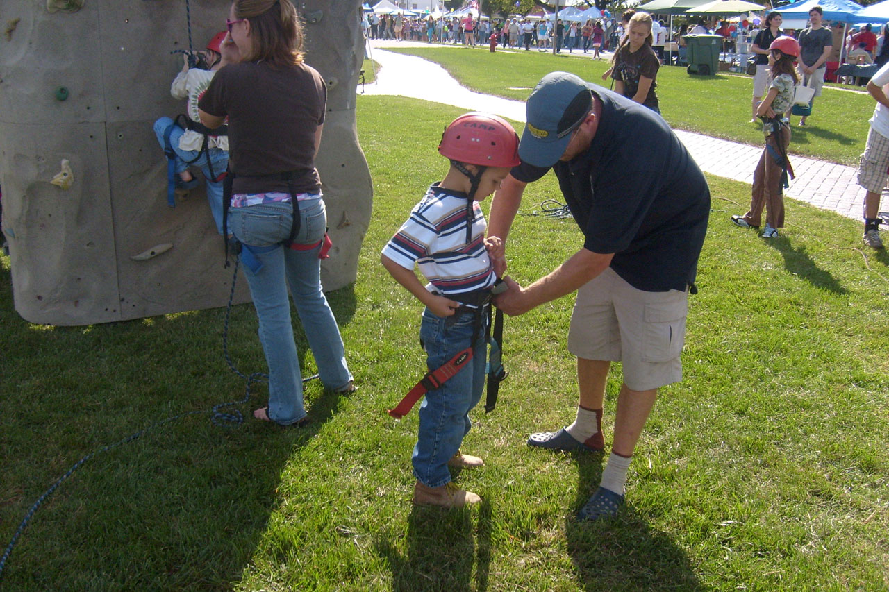 boy people climbing free photo