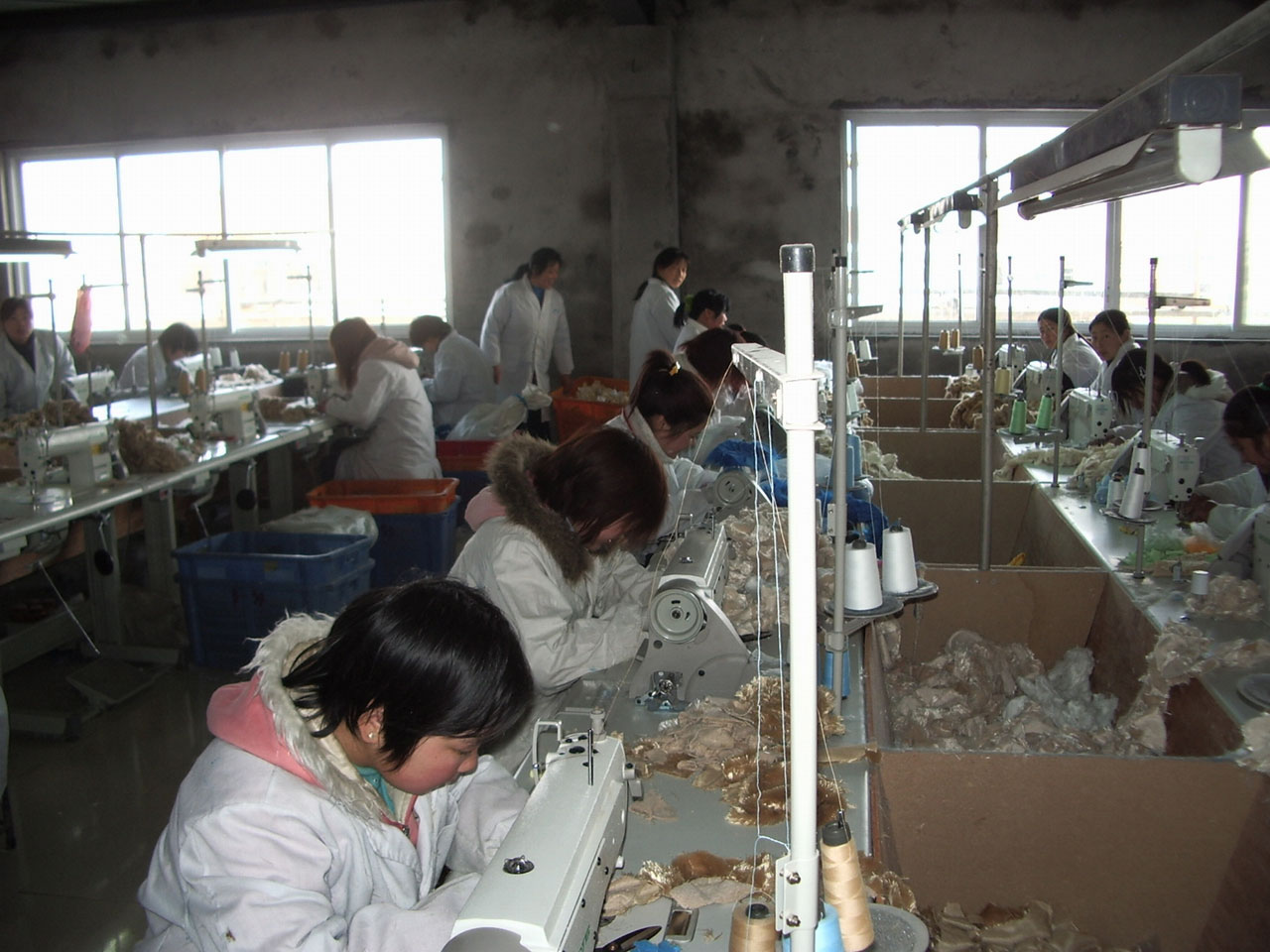 worker factory sewing free photo