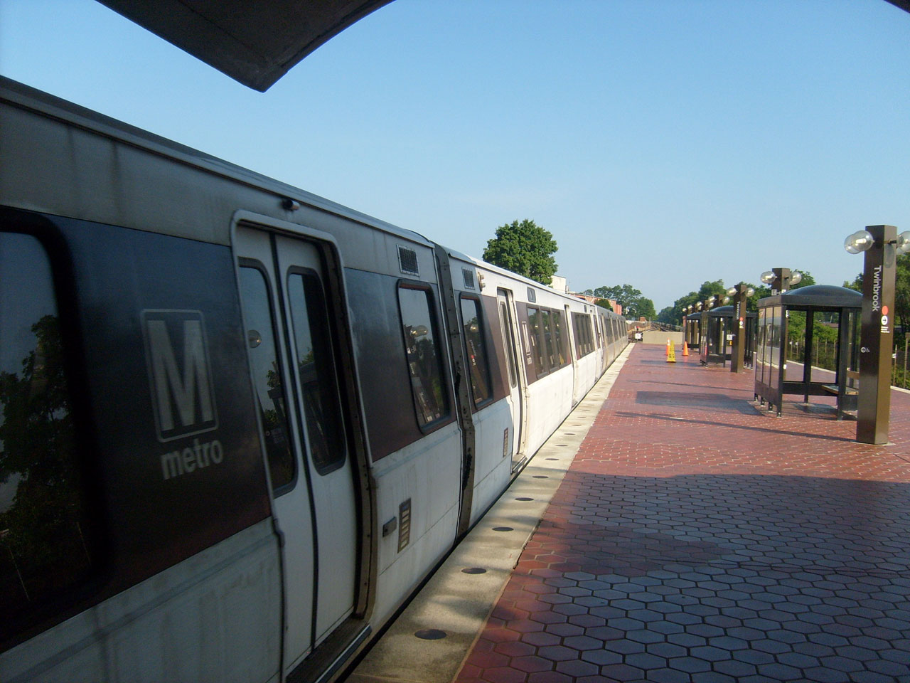 subway platform train free photo