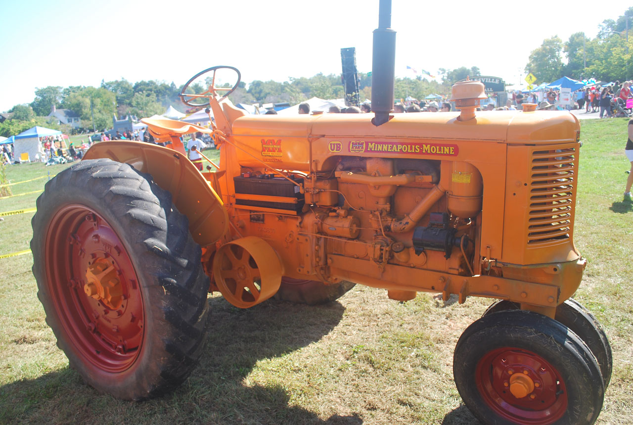 tractor farm equipment free photo