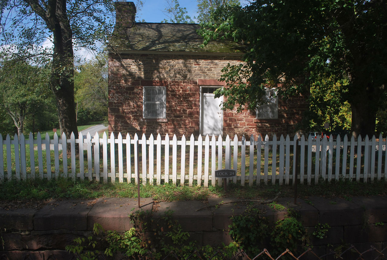 house historic brick free photo