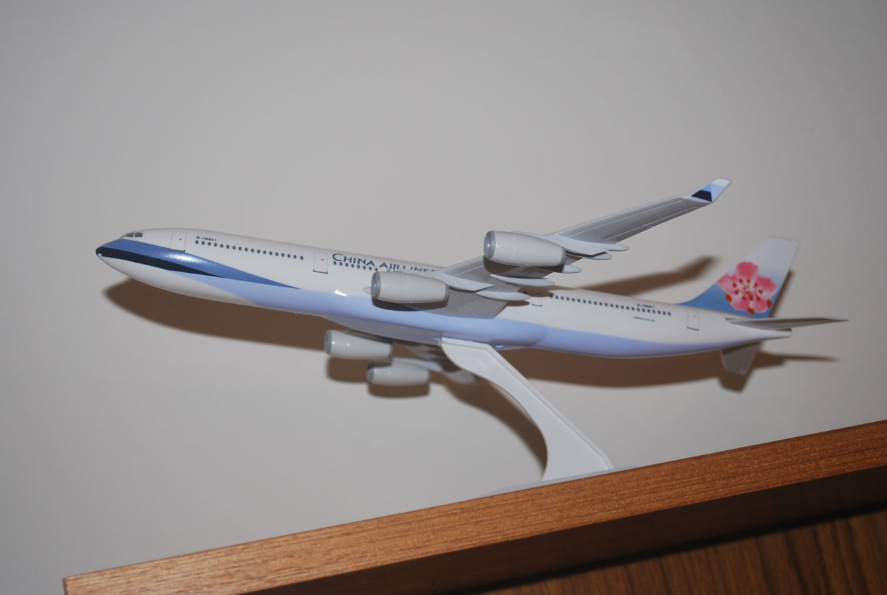 airplane plane model free photo