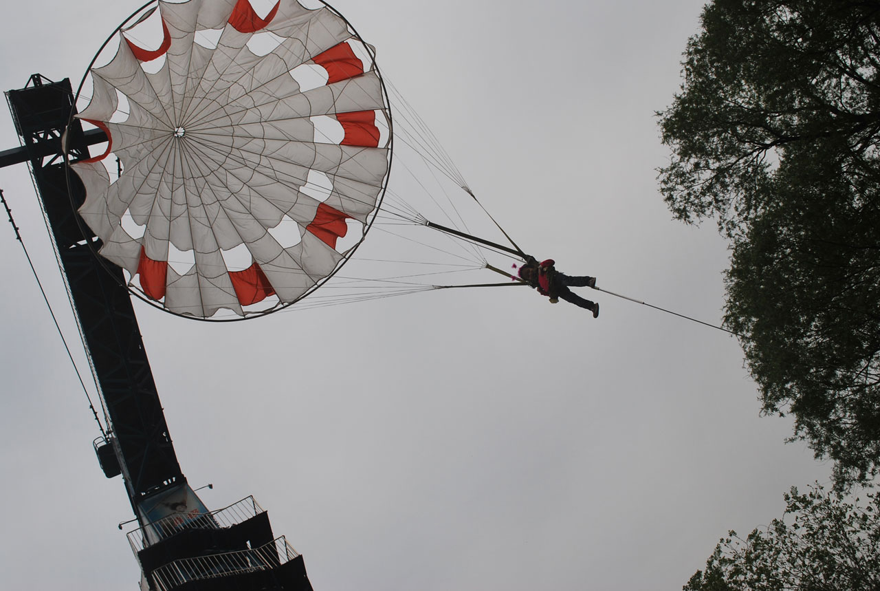 parachute ride amusment free photo