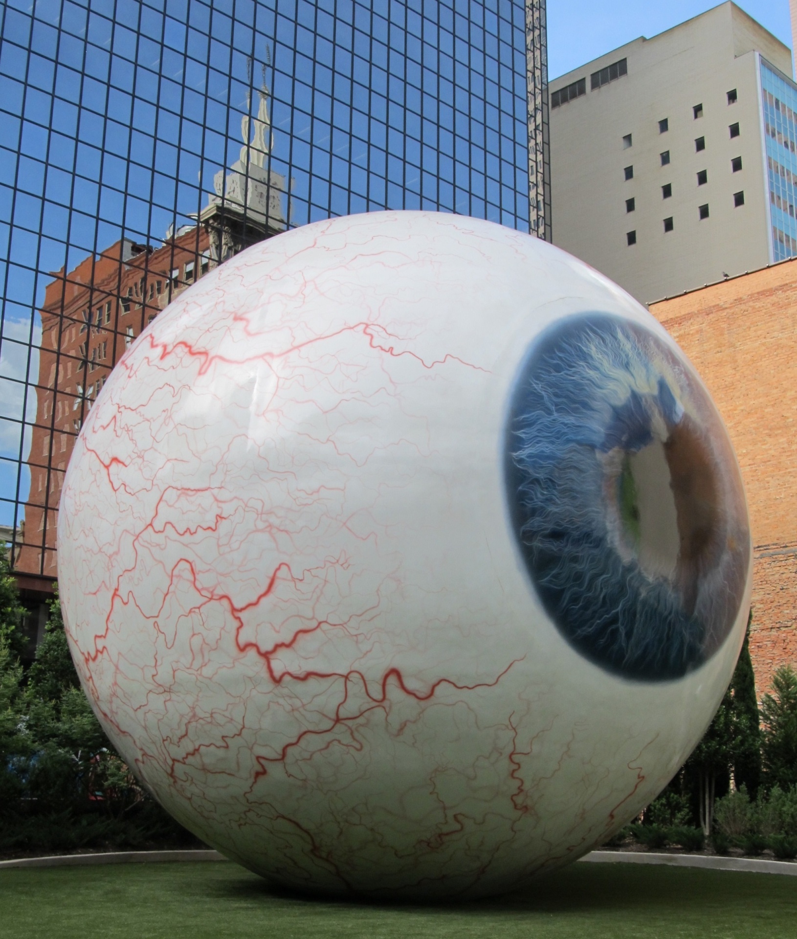 eyeball sculpture statue free photo