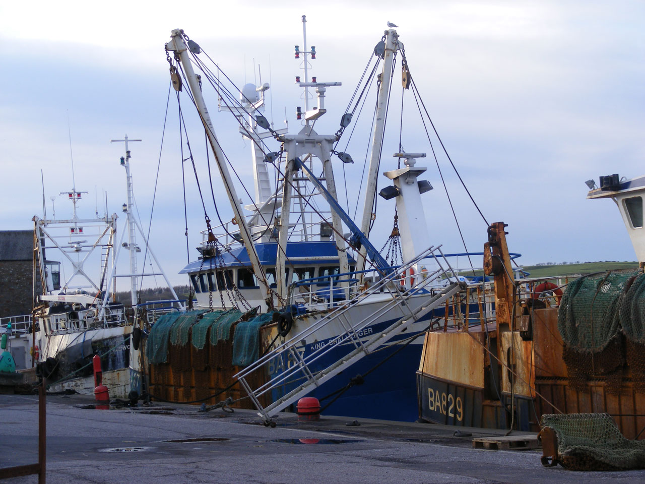 trawlers boats fishing free photo