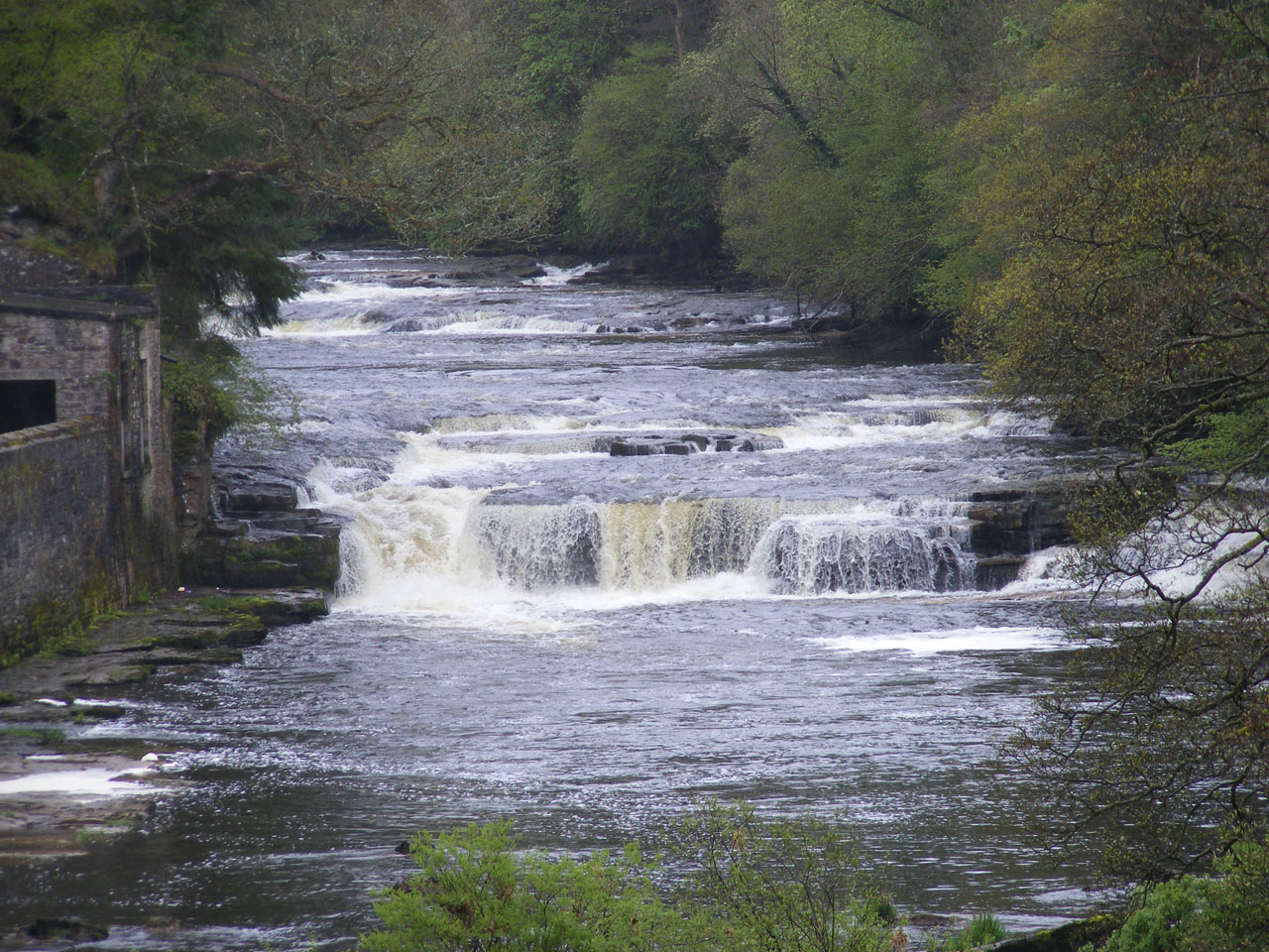 water waterfall clyde free photo