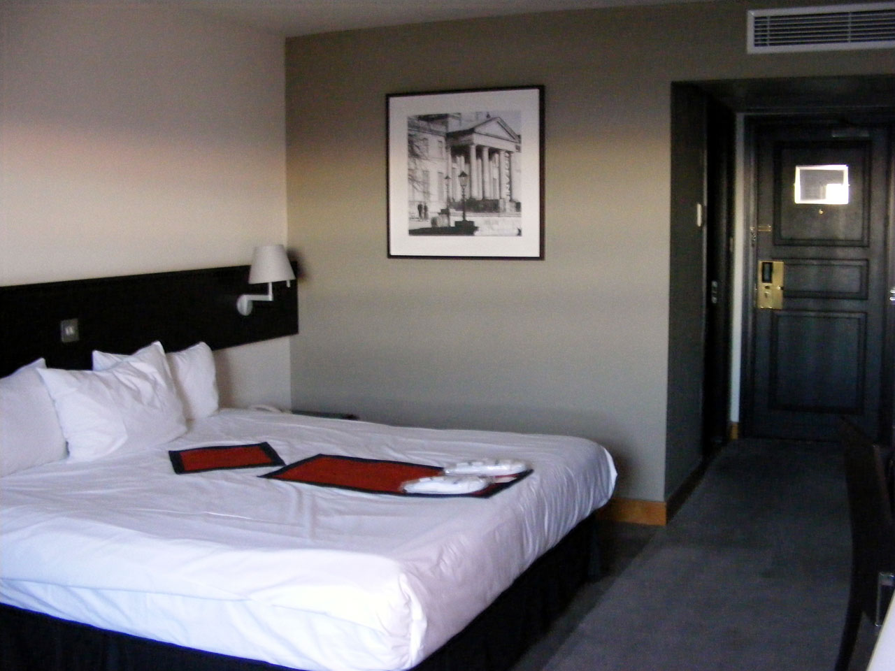 hotel holiday accommodation free photo