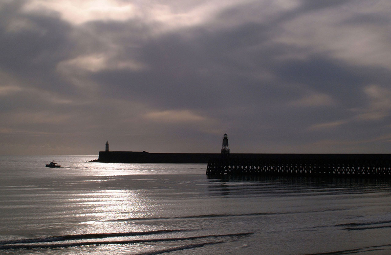 newhaven sussex seascape free photo