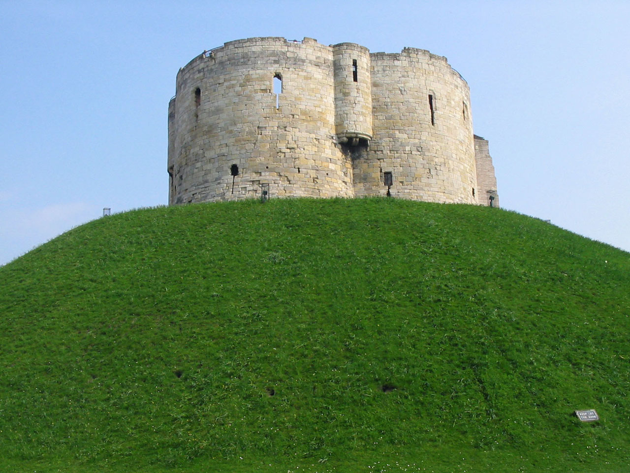 clifford tower building free photo