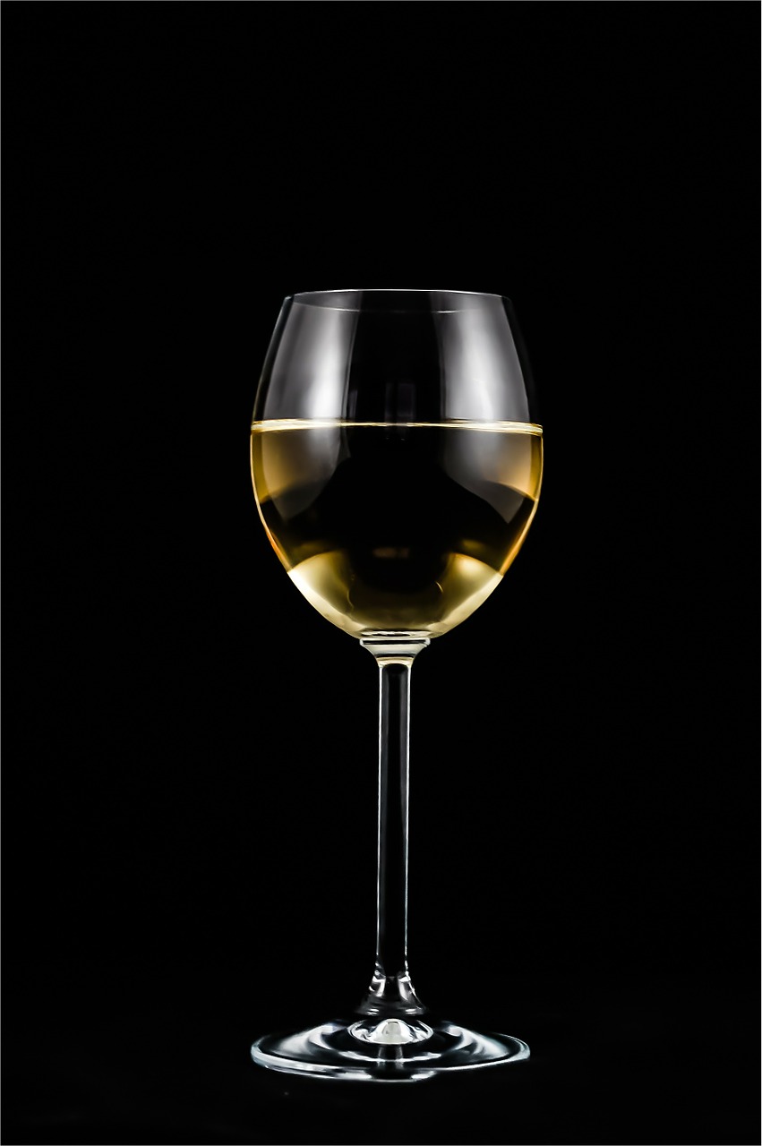 a glass of wine wine alcohol free photo