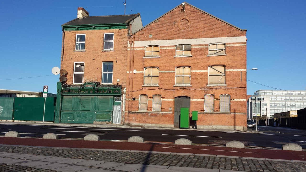 abandoned building pub bar free photo