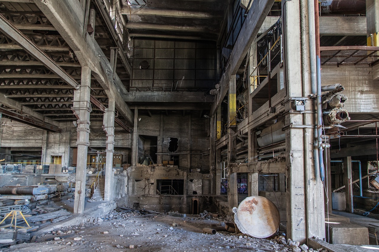 abandoned factory abandoned factory free photo