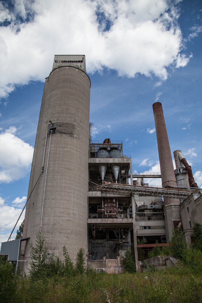 abandoned factory outdoors abandoned free photo