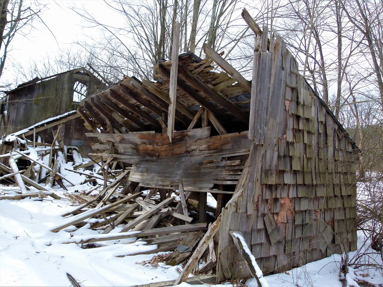 abandoned farm abandoned old free photo