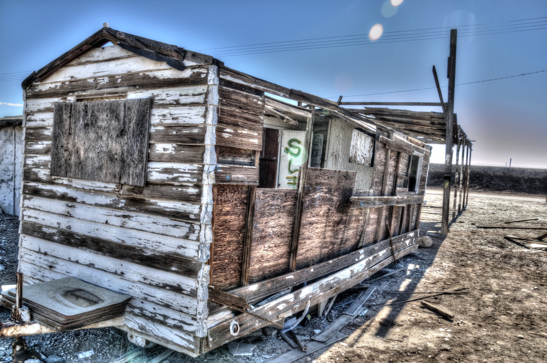 abandoned shack shack wood structure free photo