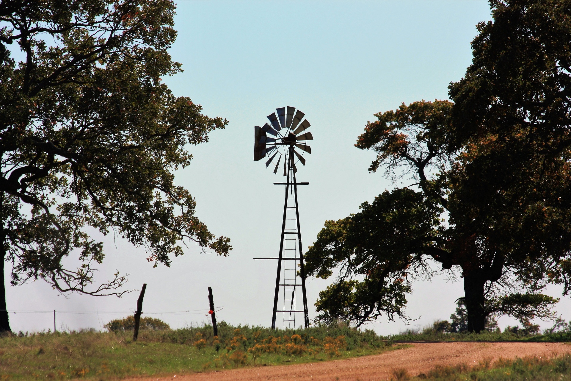 old abandoned wind mill free photo