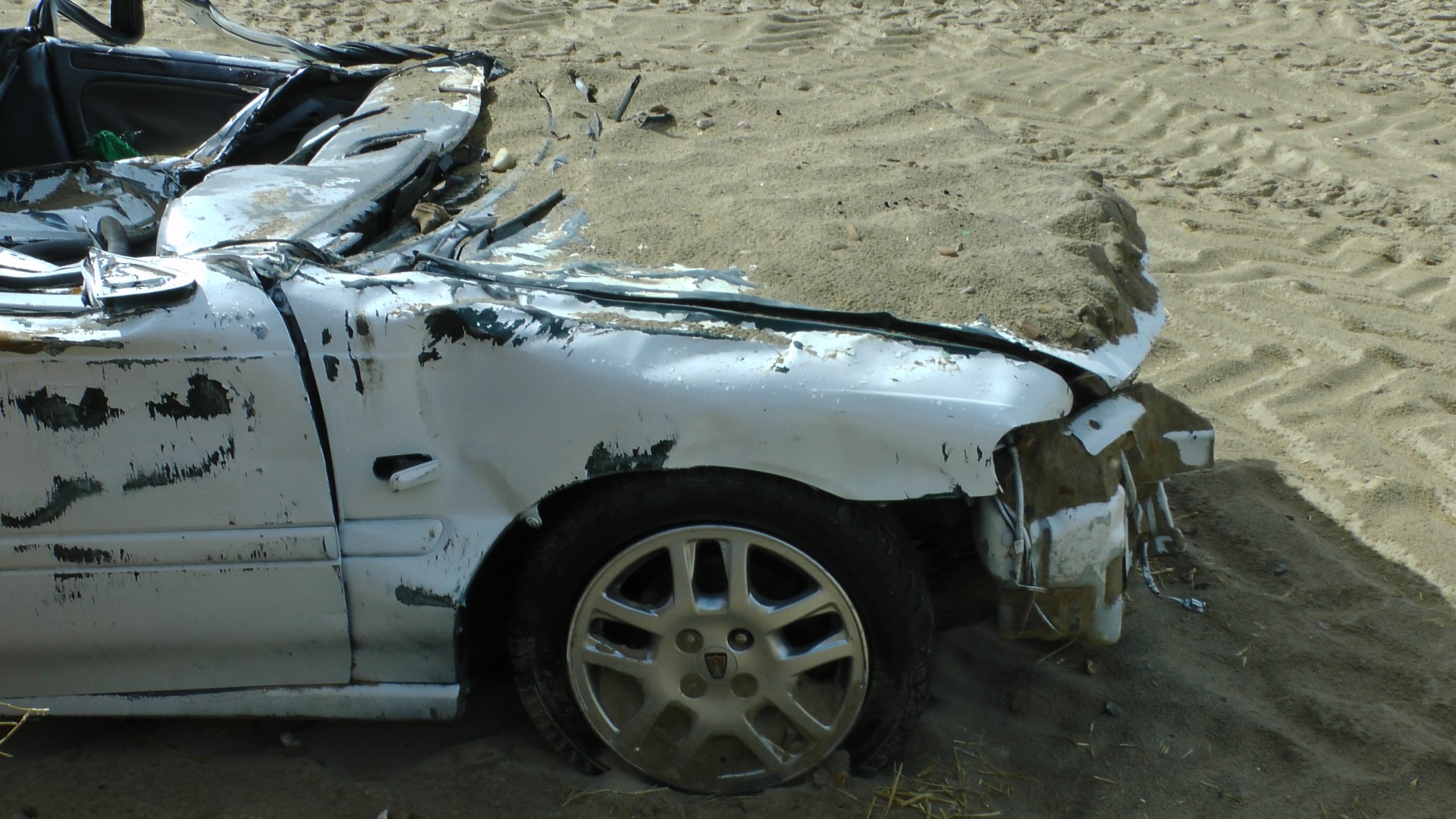 wrecked car car citroen free photo