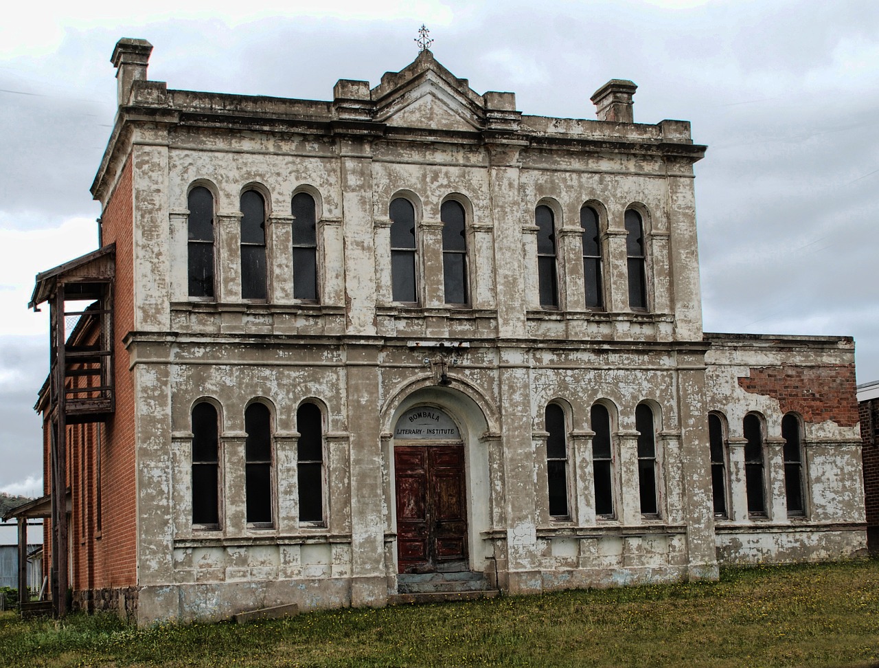 abanonded building bombala free photo