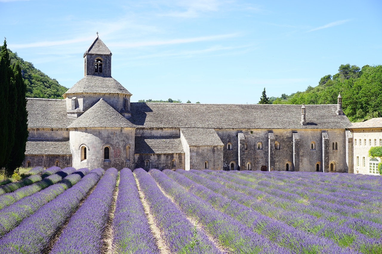 abbaye de sénanque monastery abbey free photo