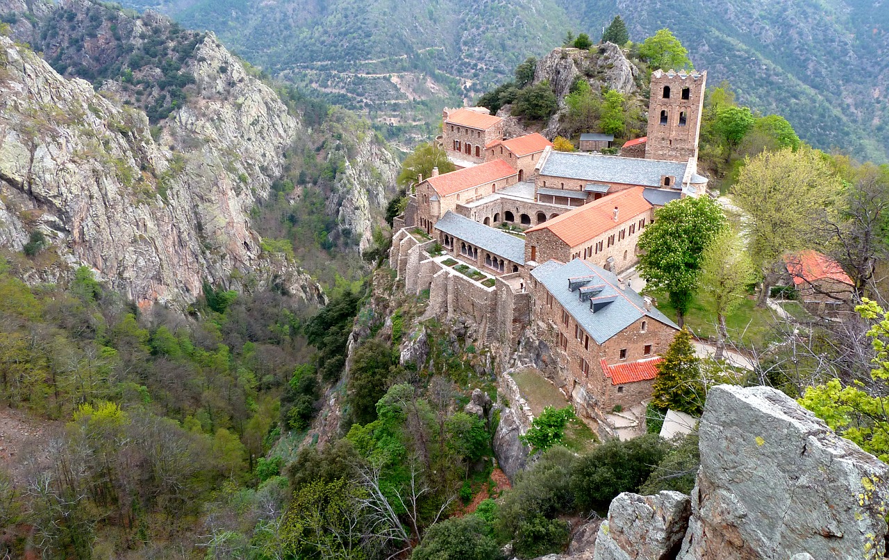 abbey st martin canigou pyrénées free photo