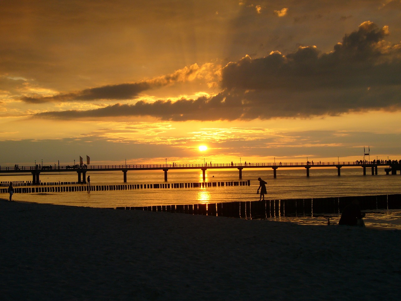 abendstimmung girl setting sun free photo