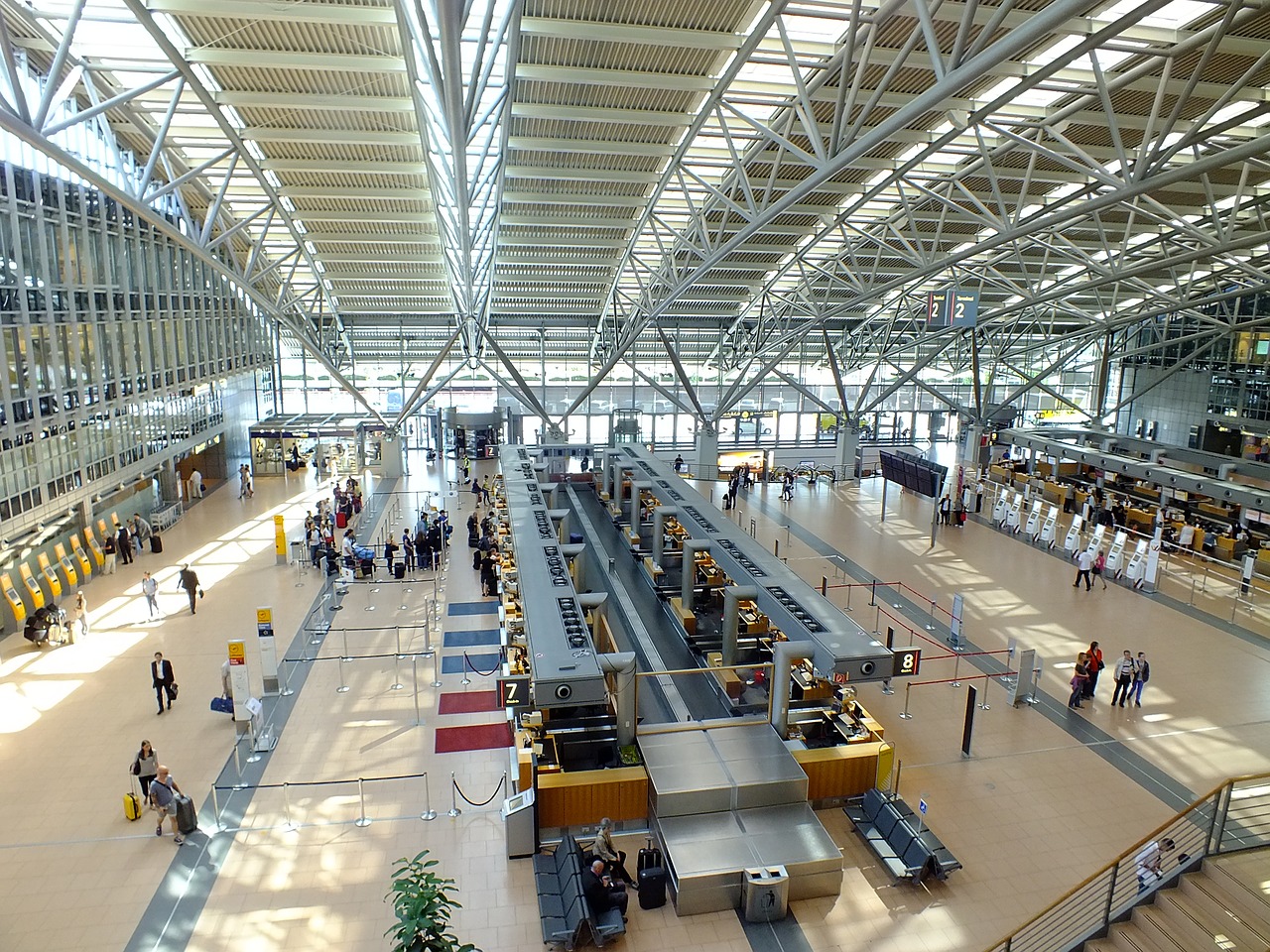 abflug hall airport hamburg free photo