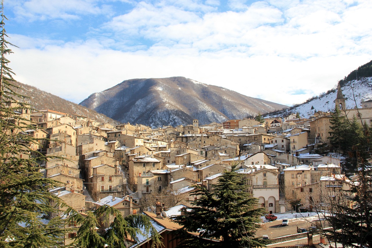 abruzzo scanno mountains free photo