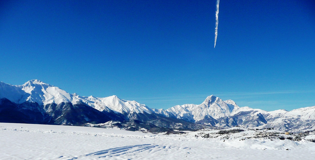 abruzzo winter icicle free photo