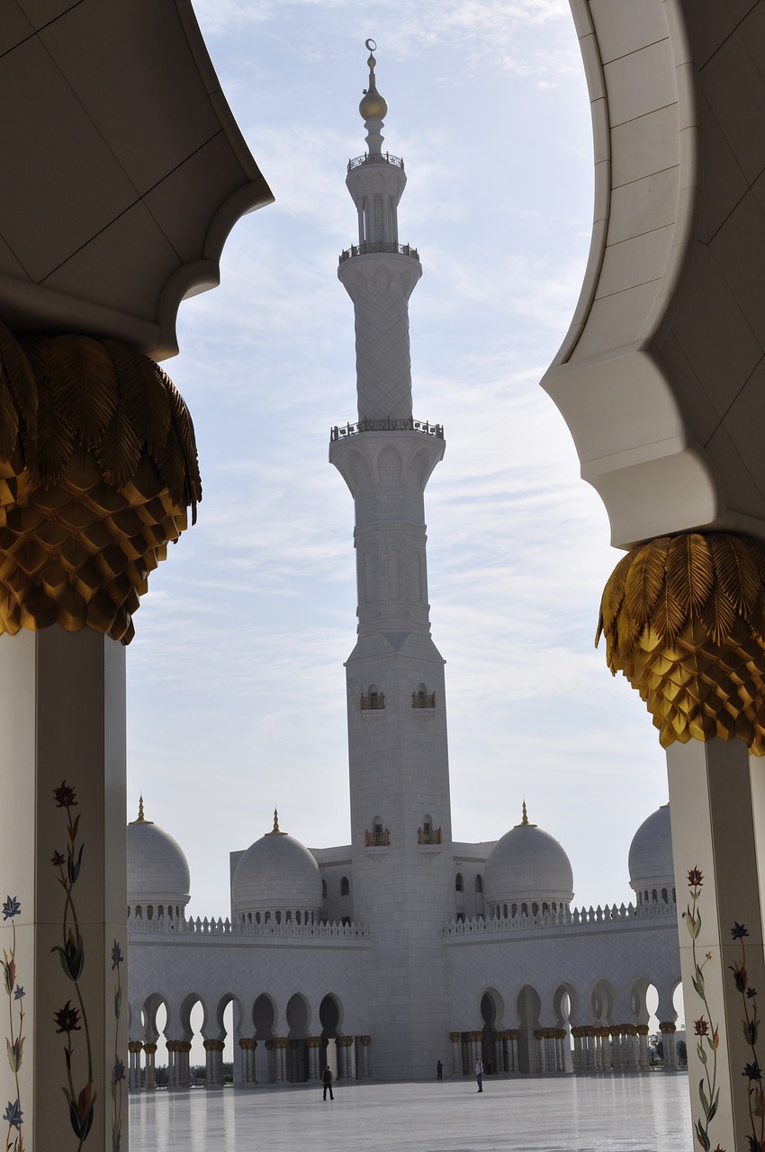 abu dhabi grand mosque architecture free photo