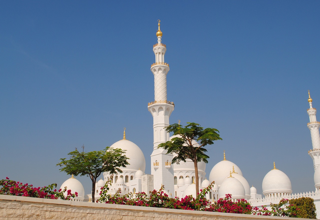 abu dhabi white mosque sheikh zayid mosque free photo