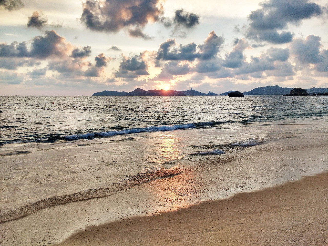 acapulco beach sunset free photo