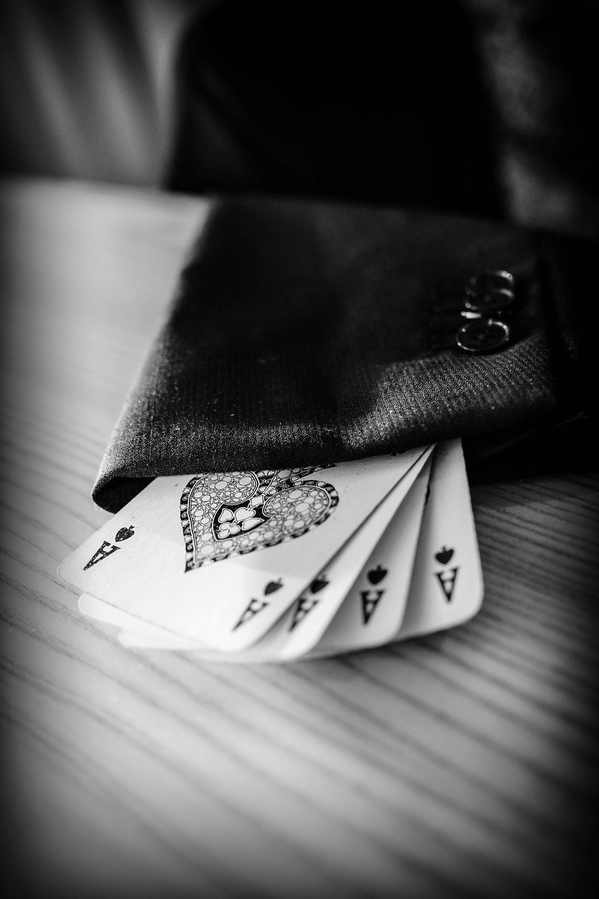 ace sleeve magician free photo