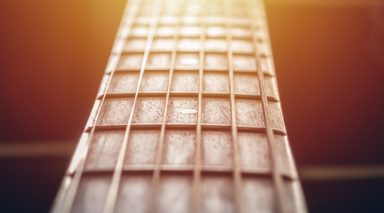 acoustic guitar strings free photo