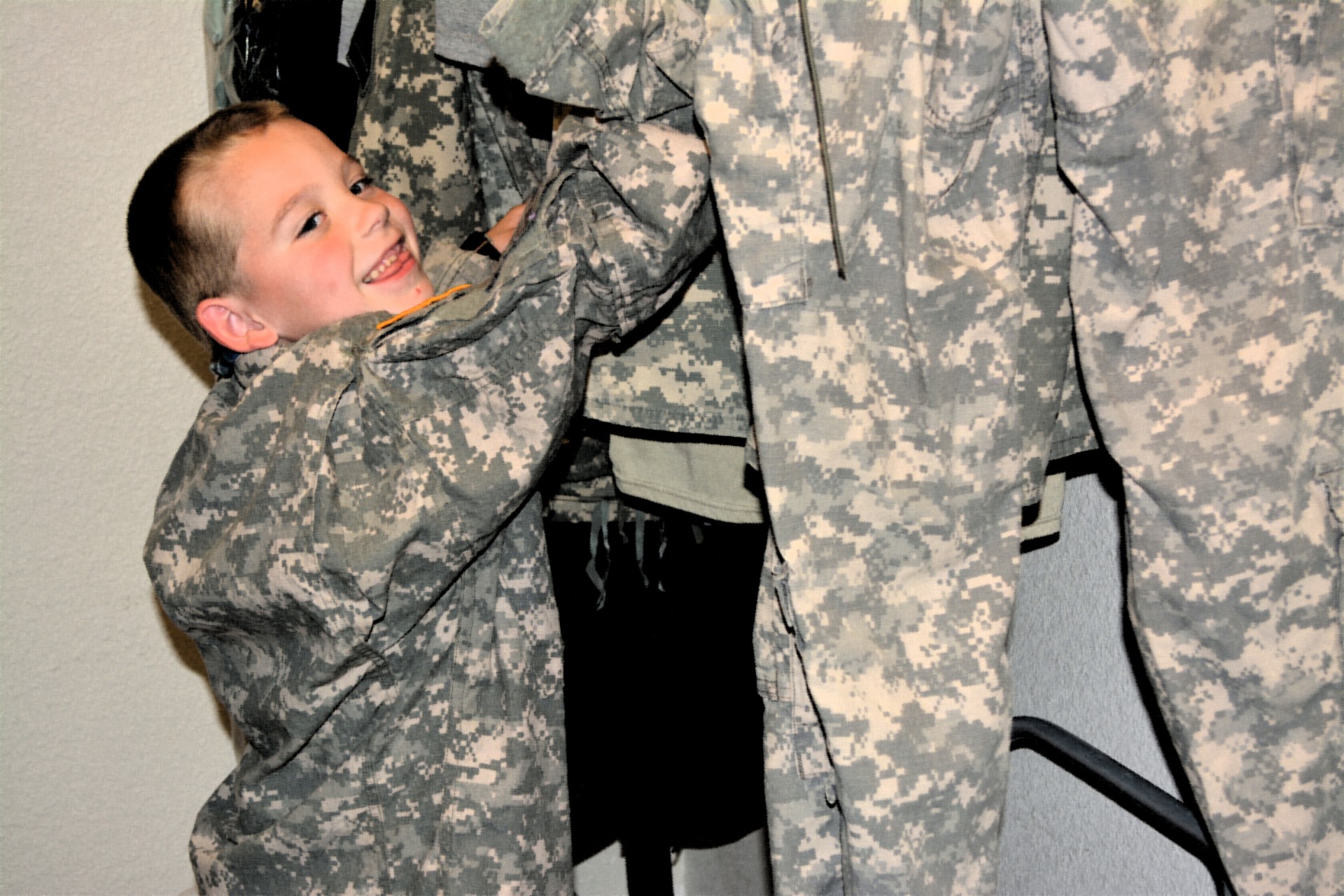 baby boy military free photo