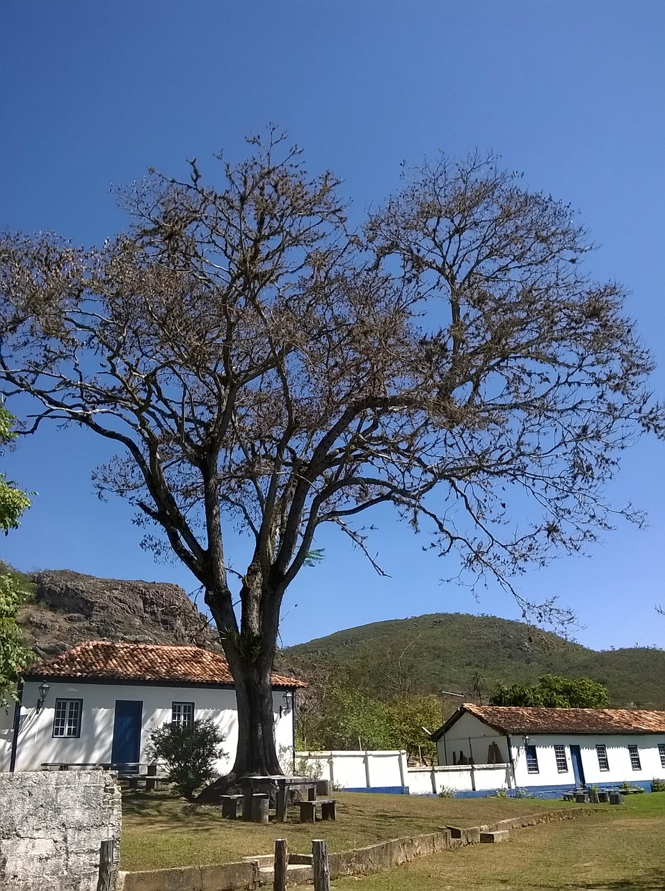 adamantine minas brazil free photo