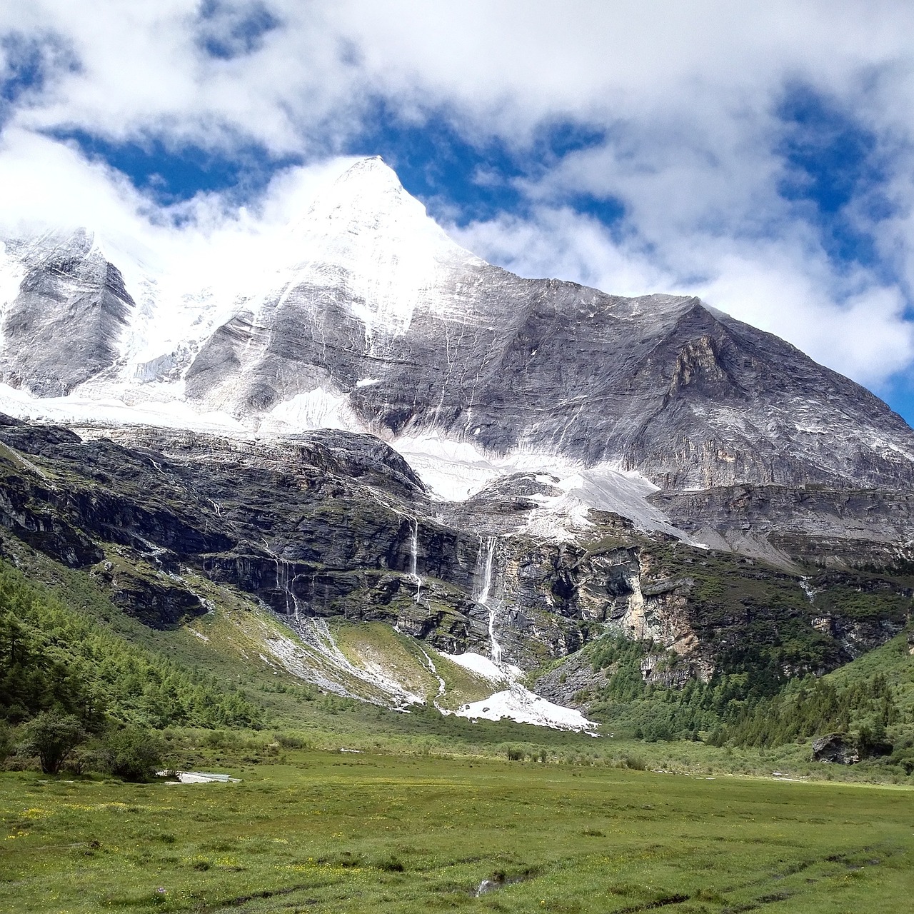 aden prairie snow mountain free photo