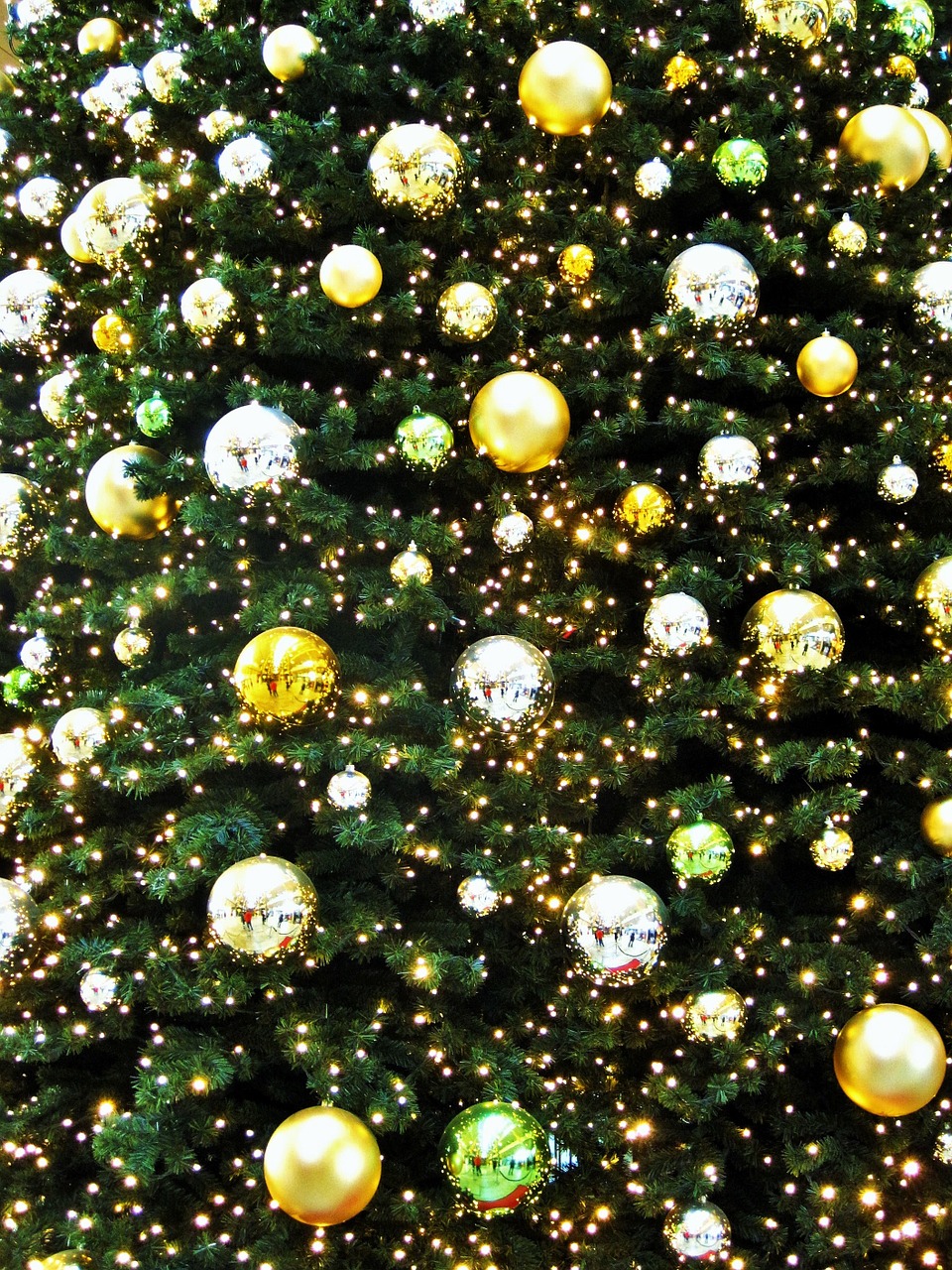 golden fir ball golden christmas tree advent free photo