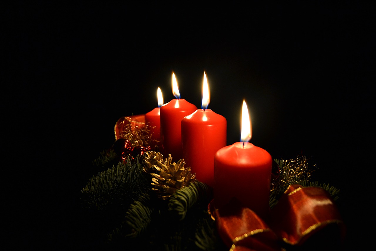 advent candles light free photo