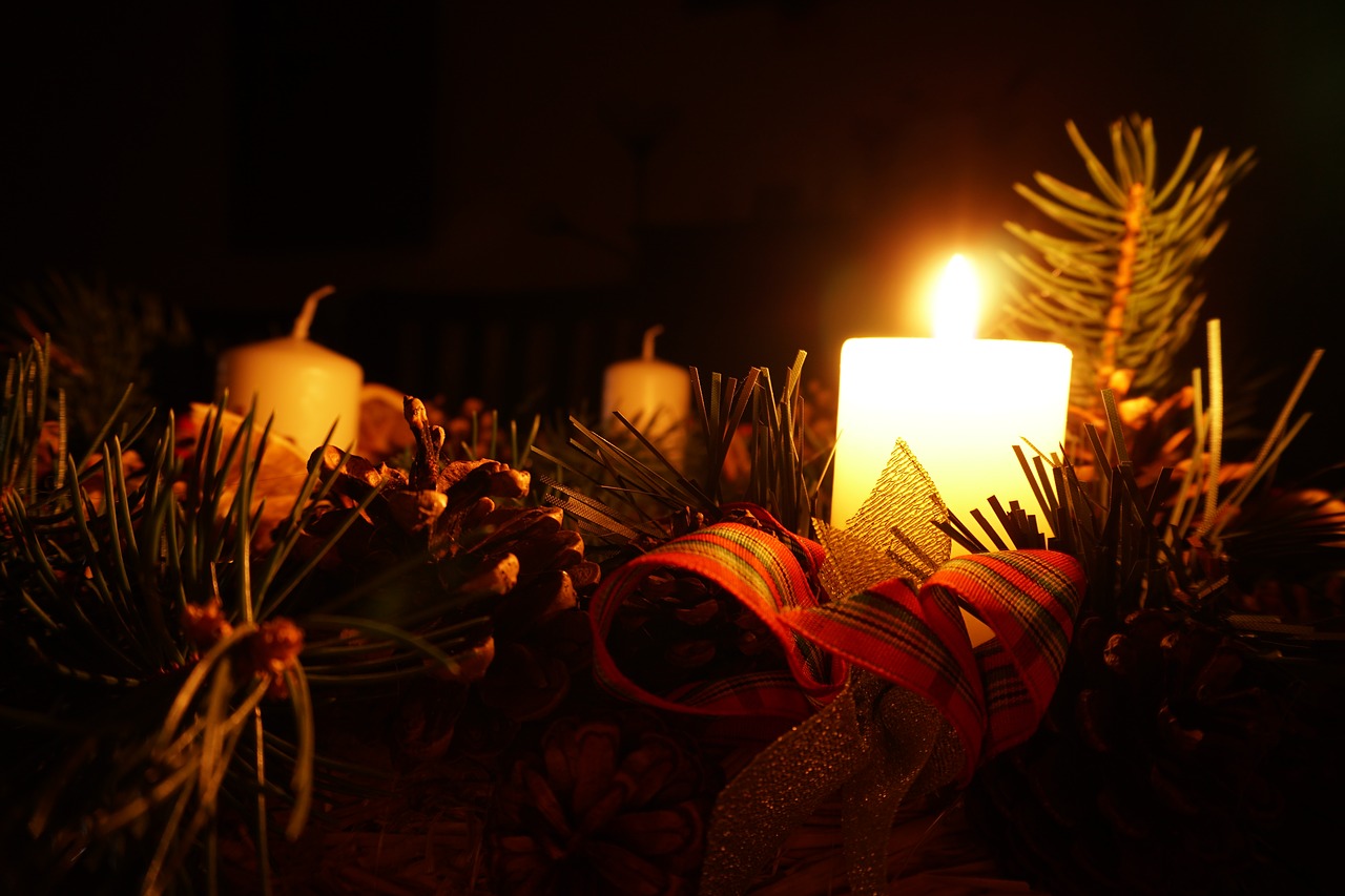 advent  candle  the darkness free photo