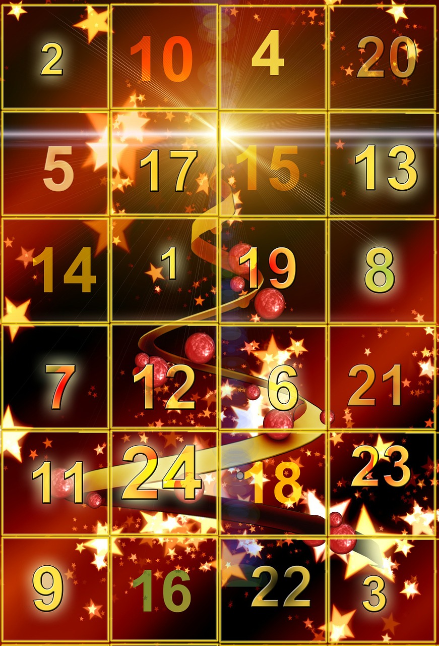 advent calendar door golden free photo