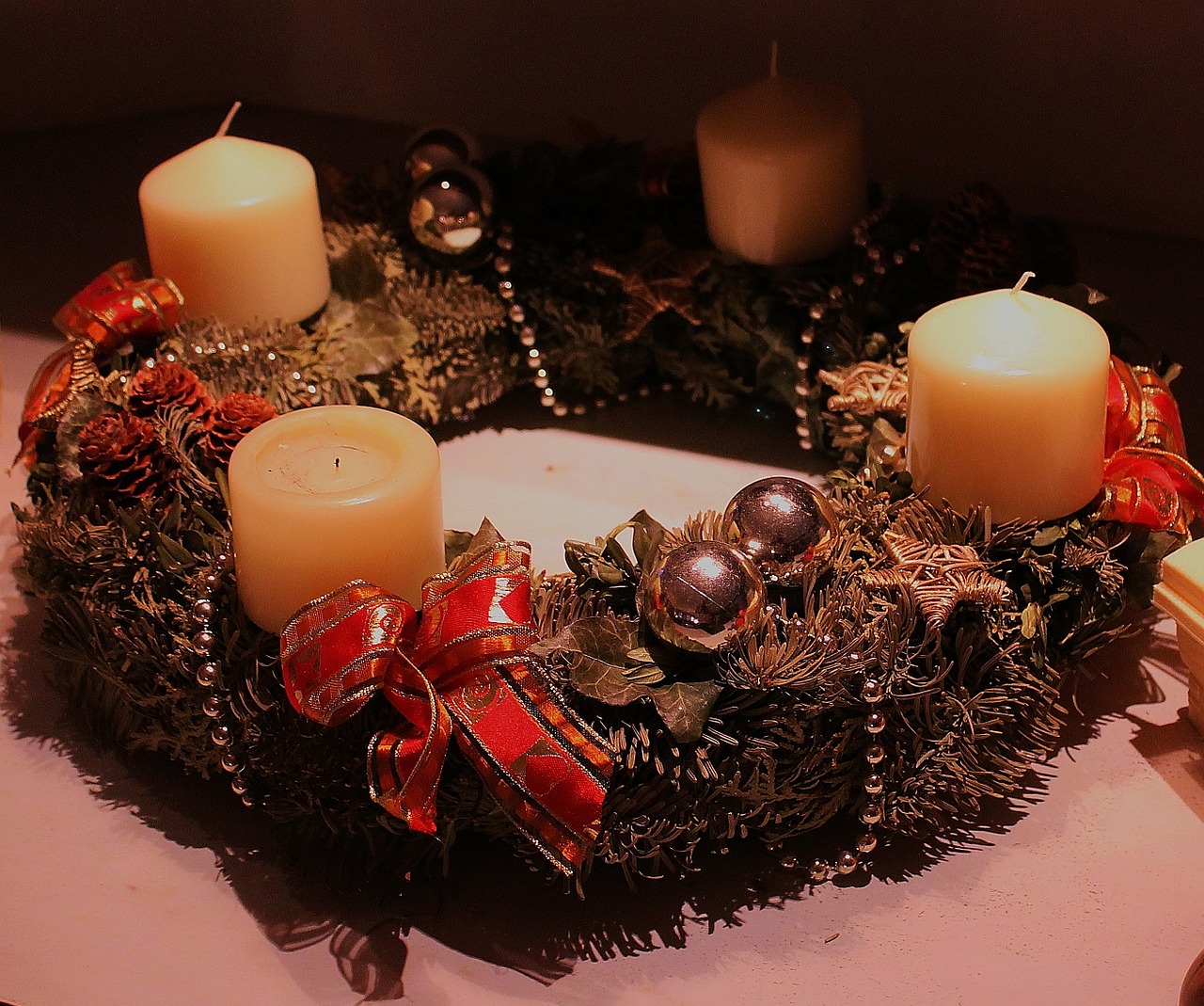 advent wreath holiday candlelight free photo